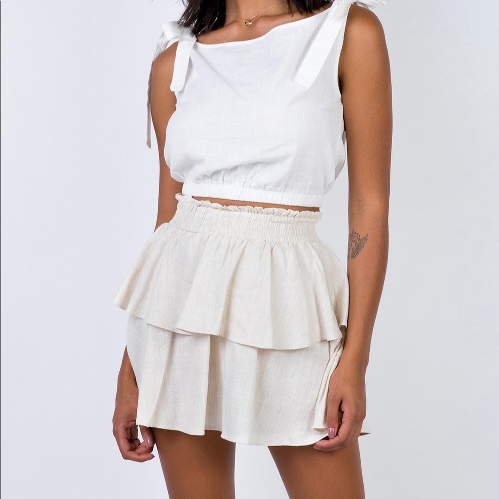 Greta Mini Skirt Beige - Princess Polly bc